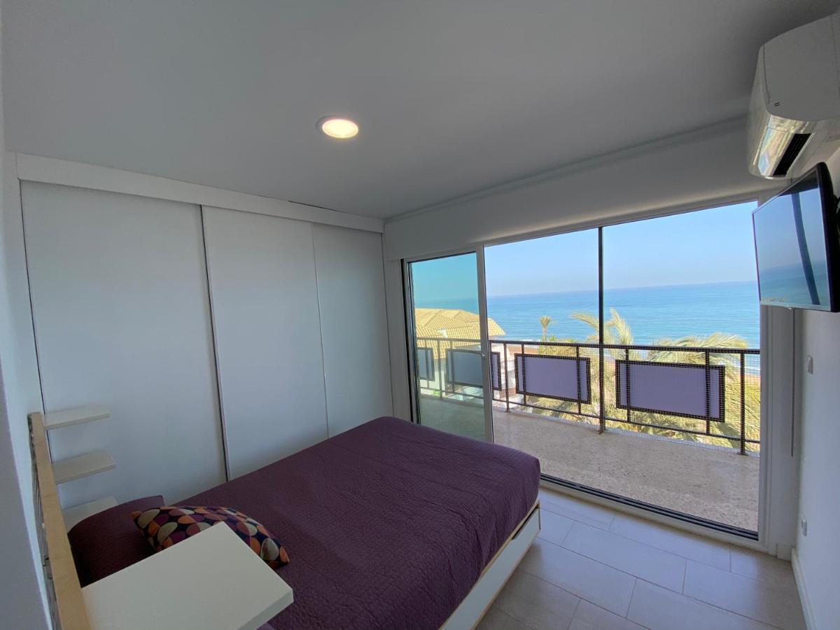 Atico En Primerisima Linea De Playa!!! Denia Dış mekan fotoğraf