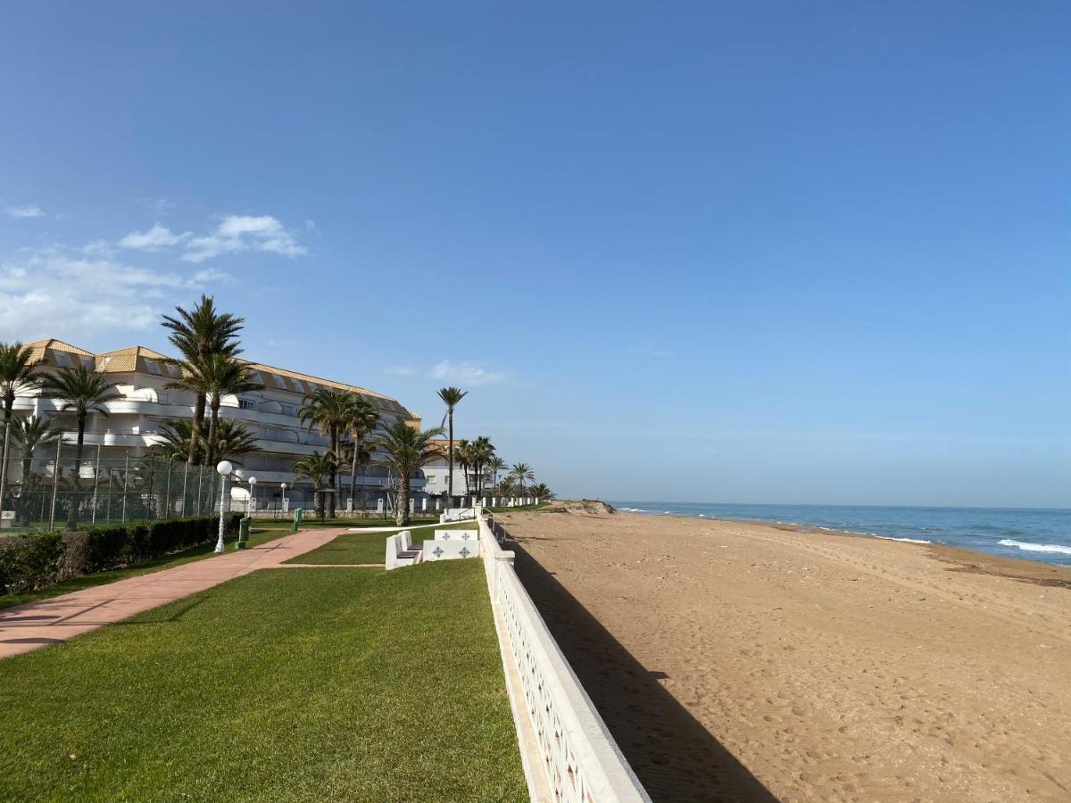 Atico En Primerisima Linea De Playa!!! Denia Dış mekan fotoğraf